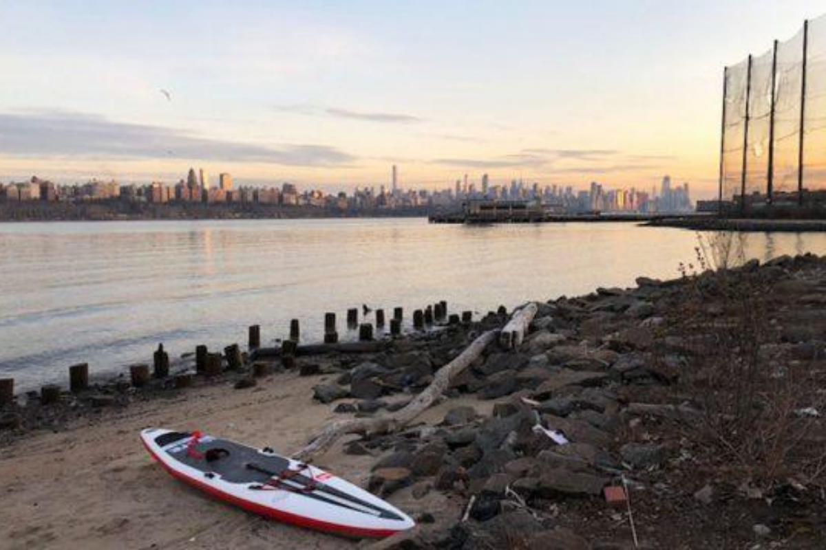 Explore 'The Battery' by SUP: Paddle Boarding the Hudson River