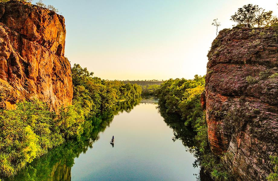 Paddleboarding Queensland, Boodjamulla National Park