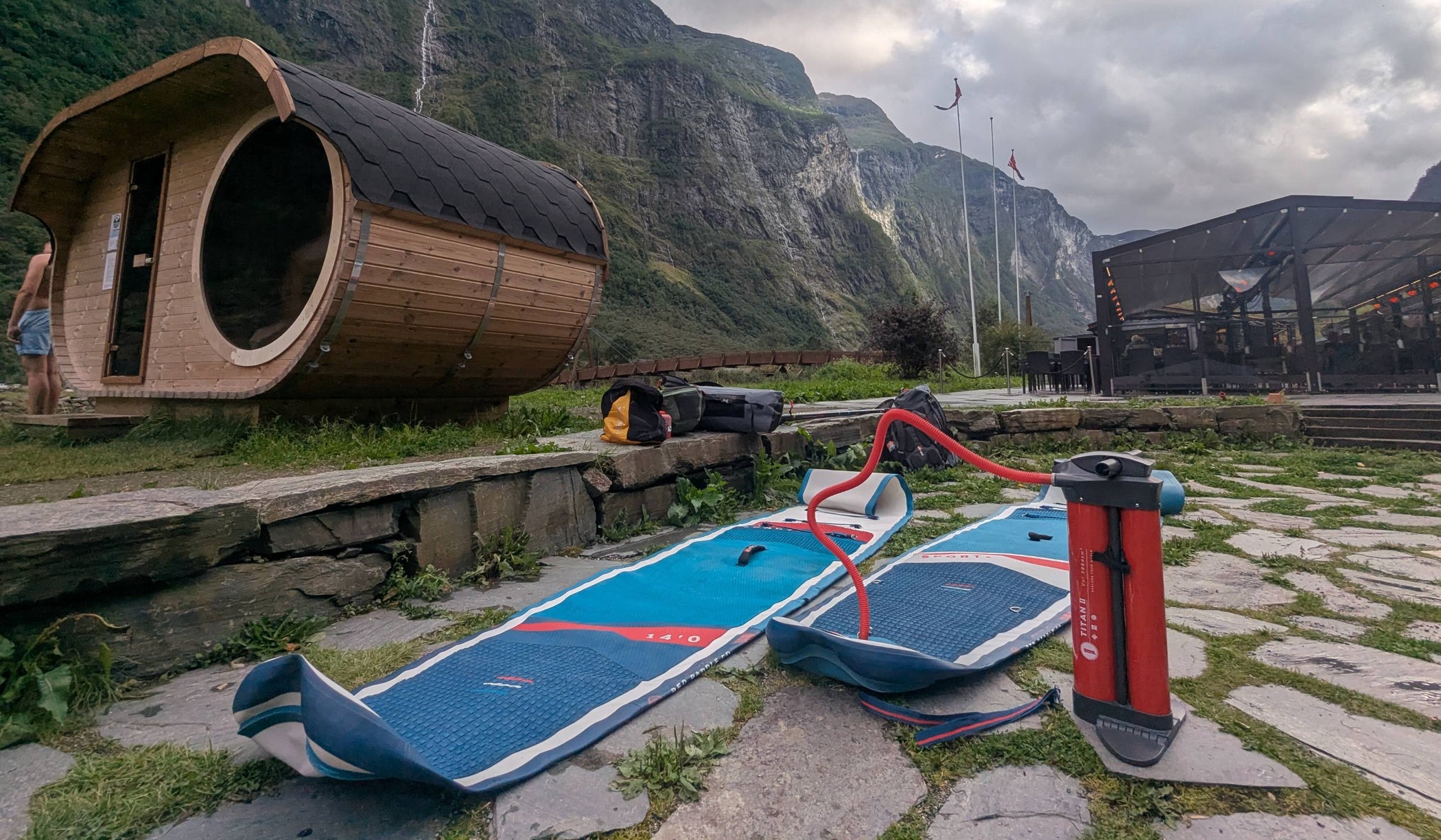 Red Equipment Canada 