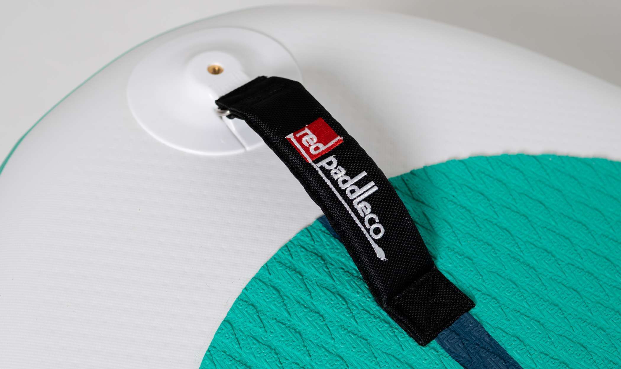 Red Equipment Canada