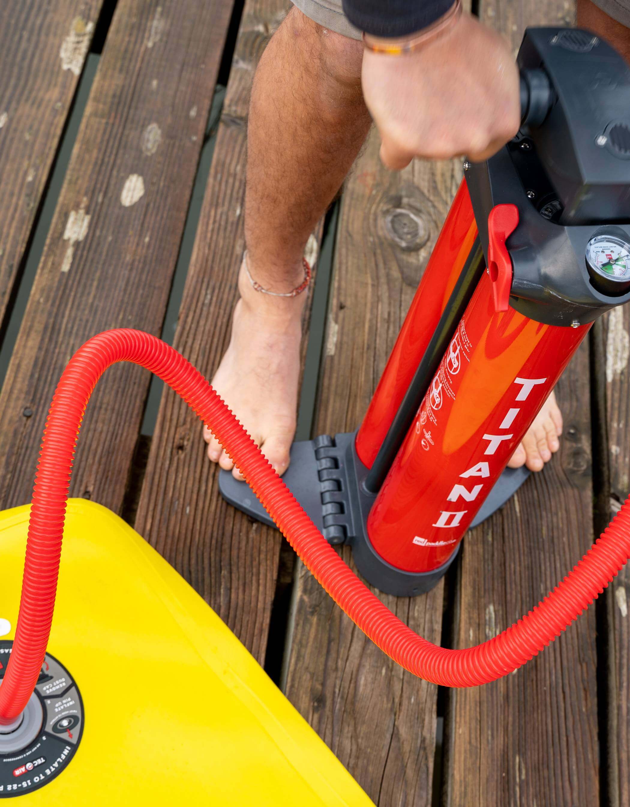 Red Equipment Canada 