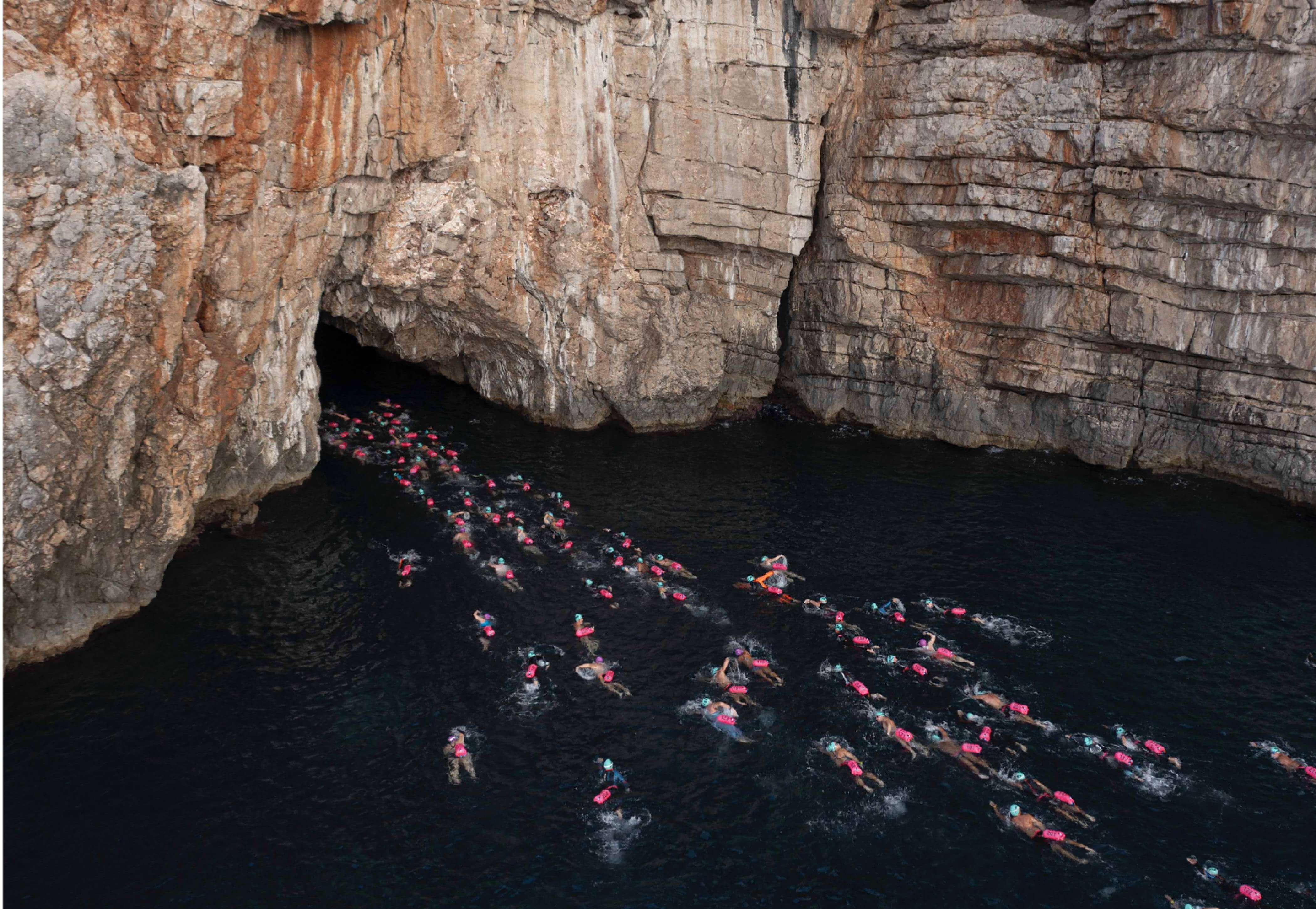 Red Equipment Canada 