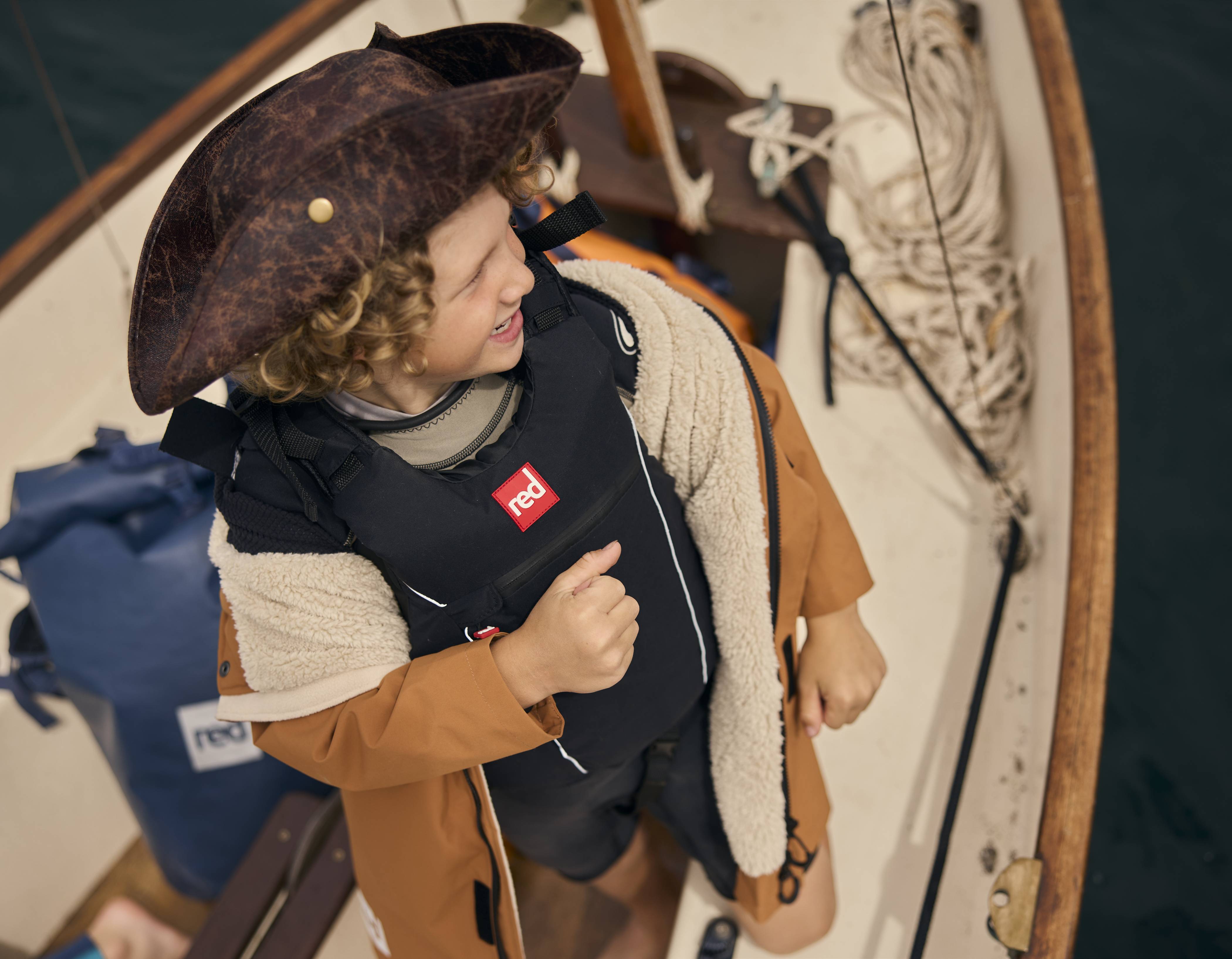 Red Equipment Canada 